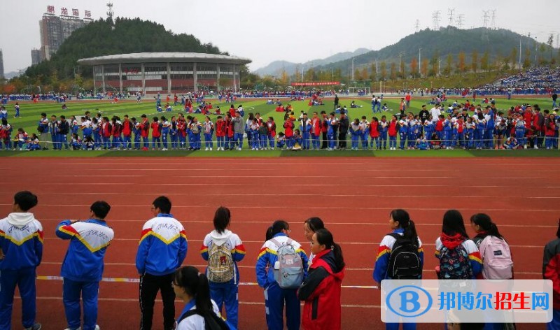 貴州銅仁第一中學(xué)2019年報名條件、招生要求、招生對象