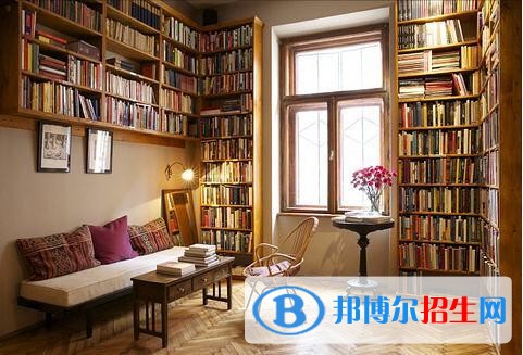 四川初中畢業(yè)報(bào)什么中專學(xué)校最好