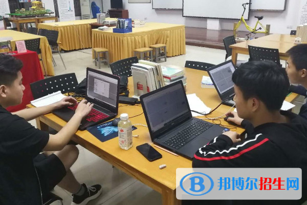 重慶初中職業(yè)學校的排名