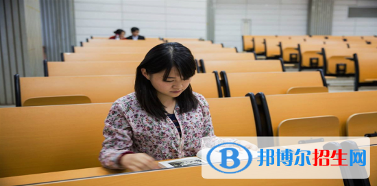 貴陽什么樣的中職學(xué)校有攝影專業(yè)