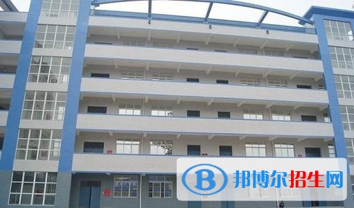 重慶市萬(wàn)州第一職業(yè)高級(jí)中學(xué)專業(yè)設(shè)置，辦學(xué)優(yōu)勢(shì)