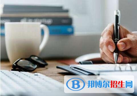 湖南中專學些什么