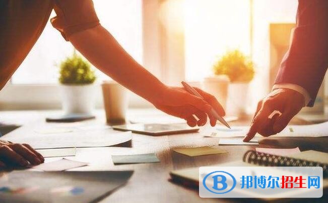 湖南中專學什么