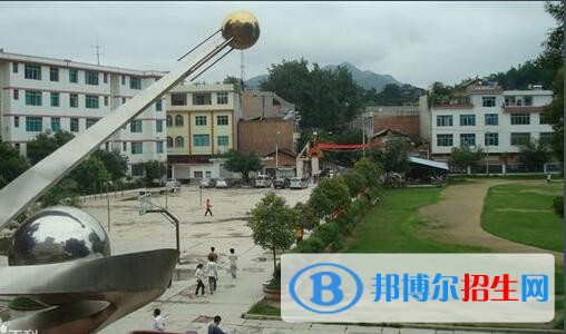 貴州望謨民族中學(xué)2019年招生計劃