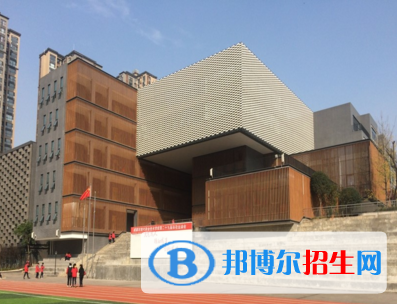成都市現(xiàn)代職業(yè)技術(shù)學校1