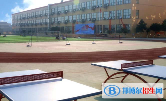 四川科華高級(jí)技工學(xué)校3