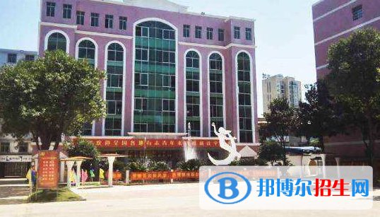 長(zhǎng)沙讀什么中專好