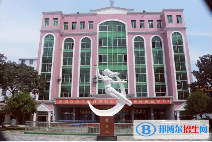 長(zhǎng)沙女生中專(zhuān)學(xué)什么專(zhuān)業(yè)好找工作
