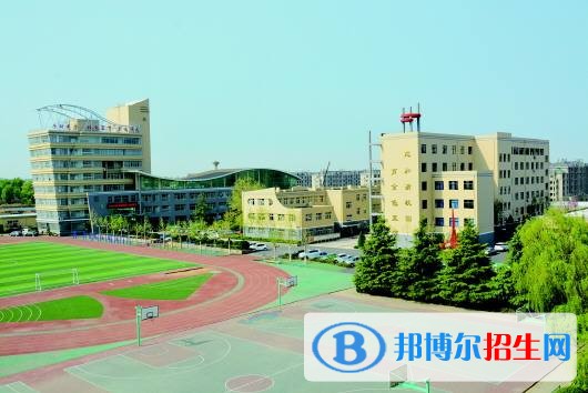 長沙男孩子中專學什么好