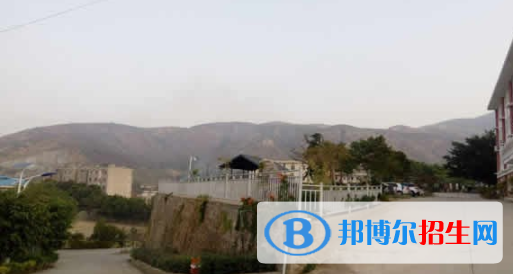 元江縣職業(yè)高級(jí)中學(xué)