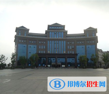 重慶的衛(wèi)校錄取分?jǐn)?shù)線是多少
