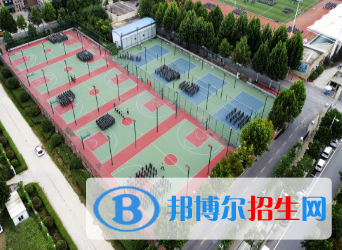 河南女生學鐵路學校好找工作嗎