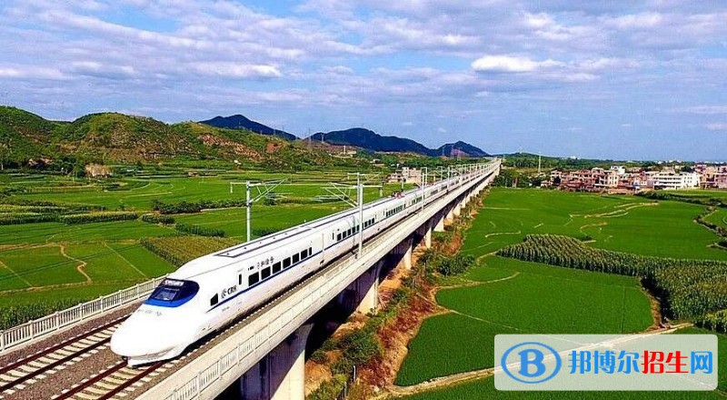 貴州初中生讀什么鐵路學(xué)校
