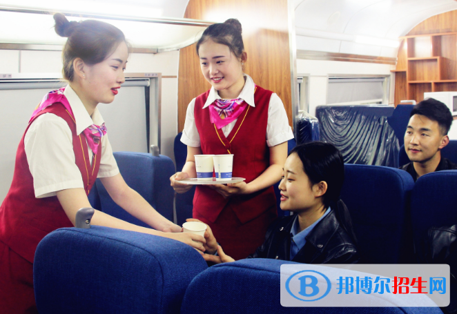 江蘇省鐵路學校有女生嗎