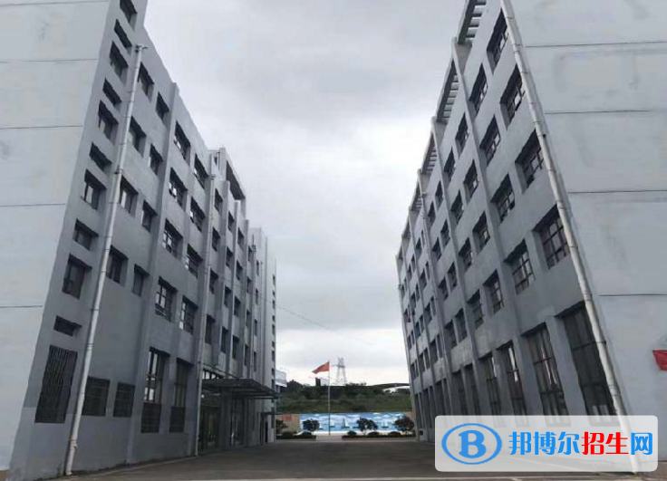 貴州貴陽經貿職業(yè)學校3
