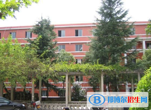 貴州畢節(jié)財(cái)貿(mào)學(xué)校3
