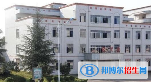 重慶工商學校2020年招生辦聯(lián)系電話