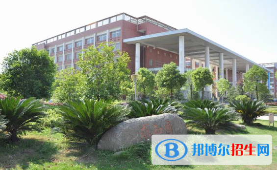 江西2020年哪個大專學(xué)校的鐵路學(xué)校好
