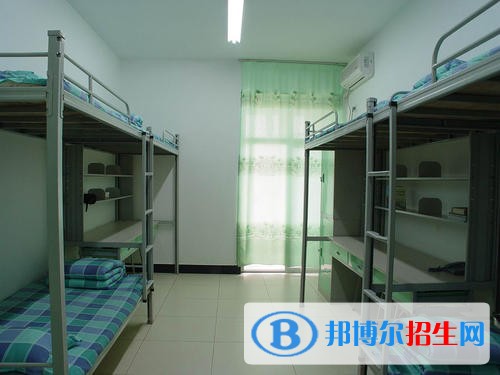 鄰水柑子職業(yè)技術(shù)學(xué)校2020年宿舍條件