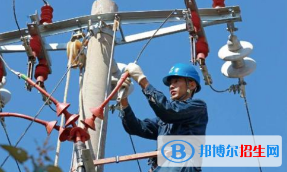 廣西2020年鐵路學(xué)校有什么專業(yè)適合男生