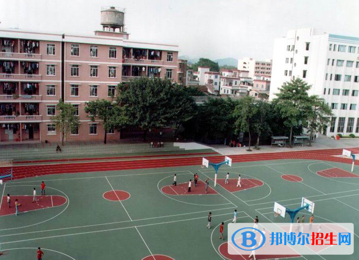廣東2020年初中生能讀汽修學(xué)校嗎