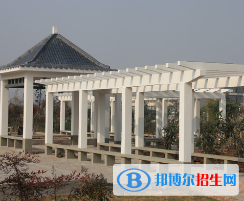 河南2020年男生學什么鐵路學校好