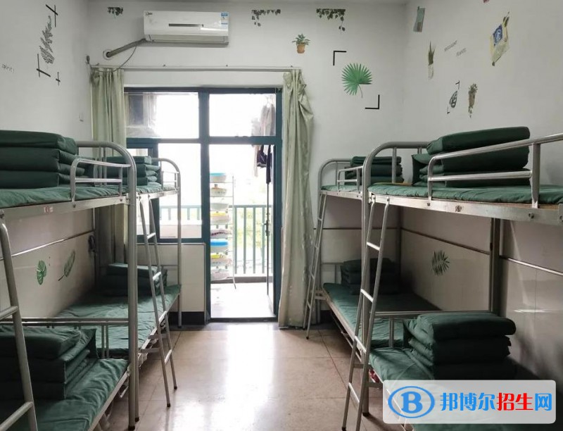 杭州良渚職業(yè)高級中學2020年宿舍條件