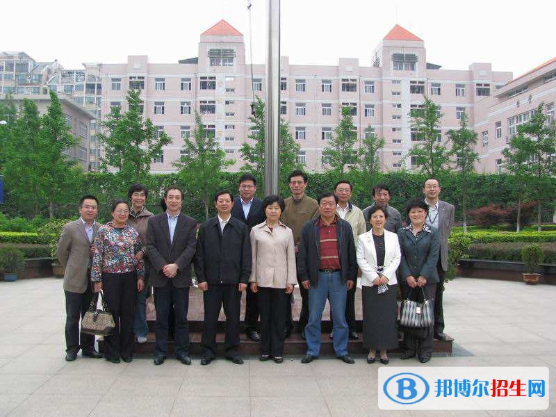 南京莫愁中等專業(yè)學(xué)校2020年報(bào)名條件、招生要求、招生對(duì)象