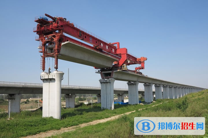西安2020年讀鐵路學(xué)校的大專