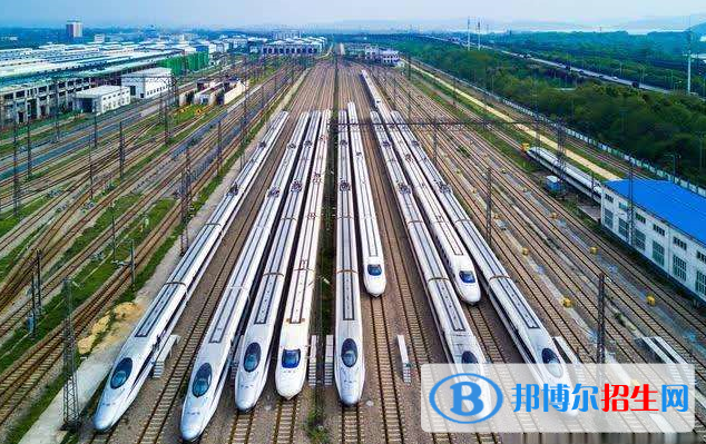 湖北2020年初中生學鐵路學校怎么樣