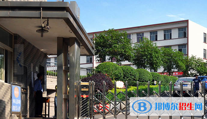 重慶機械電子技師學(xué)院地址在哪里