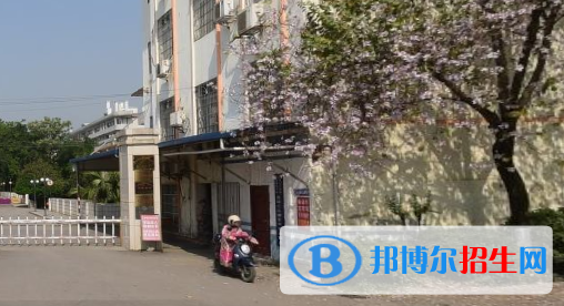 廣西商業(yè)學校2020年宿舍條件 