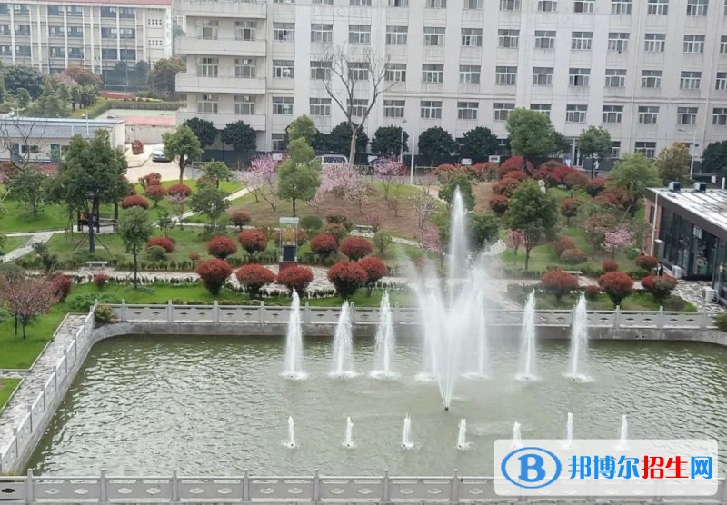 南京市2020年初中生學鐵路學校怎樣