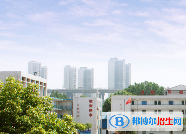 武漢工業(yè)科技學校