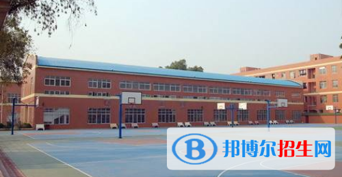 廣西賀州民族旅游藝術(shù)學(xué)校地址在哪里