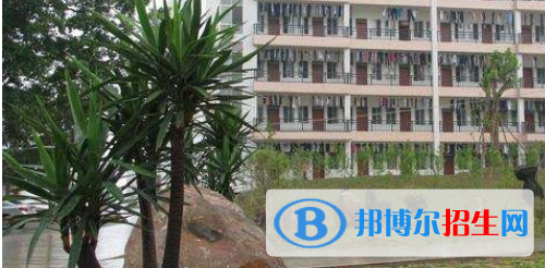 靈山職業(yè)技術(shù)學(xué)校2020年招生辦聯(lián)系電話
