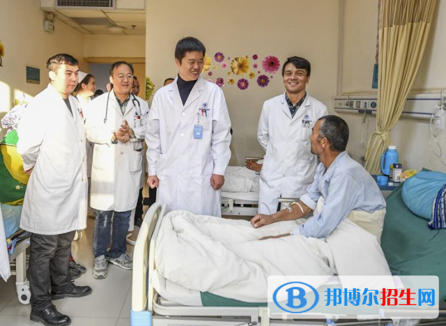重慶2022年去讀衛(wèi)校學(xué)什么對(duì)以后好一點(diǎn)