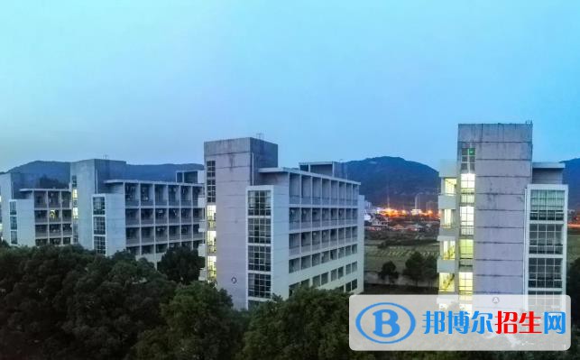 平陽縣職業(yè)中等專業(yè)學(xué)校怎么樣，好不好