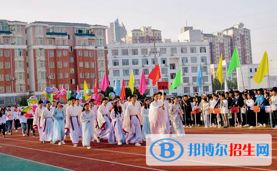 高安職業(yè)教育中心2020年報(bào)名條件、招生要求、招生對(duì)象