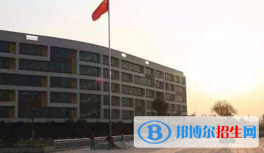 廣西建工建筑安裝技工學(xué)校2020年報名條件、招生要求、招生對象 