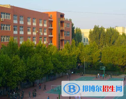 河南工業(yè)設(shè)計(jì)學(xué)校2021年報(bào)名條件、招生對(duì)象