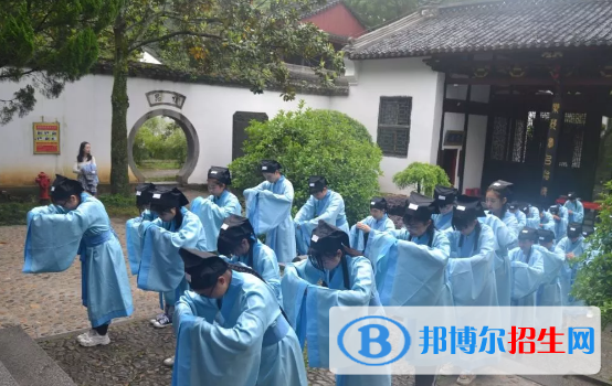 南昌青山湖職業(yè)技術(shù)學(xué)校怎么樣、好不好