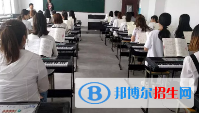 甘肅東方技工學(xué)校2020年學(xué)費、收費多少
