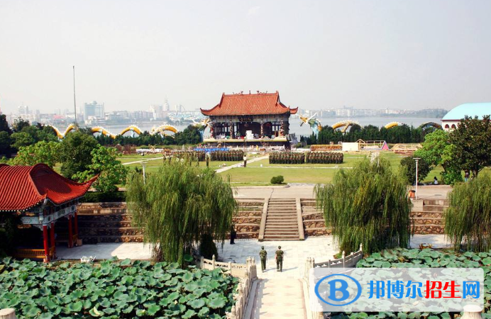 湖北鄂州蓮花山學(xué)校2020年有哪些專業(yè)