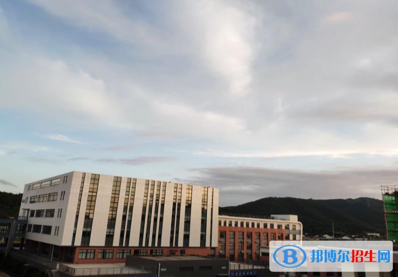 岱山職業(yè)技術(shù)學(xué)校2020年報名條件、招生要求、招生對象