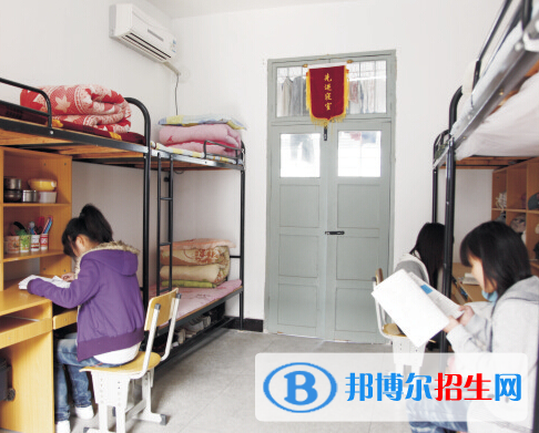 鄂州經(jīng)貿(mào)學校2020年宿舍條件