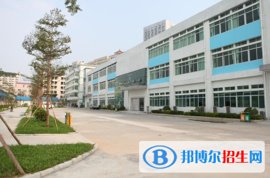 東莞機(jī)電工程學(xué)校2020年報(bào)名條件、招生要求、招生對象