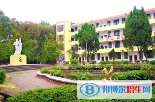 湖南2020年鐵路學校報名條件