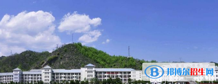 欒川中等職業(yè)學校2021年報名條件、招生要求、招生對象