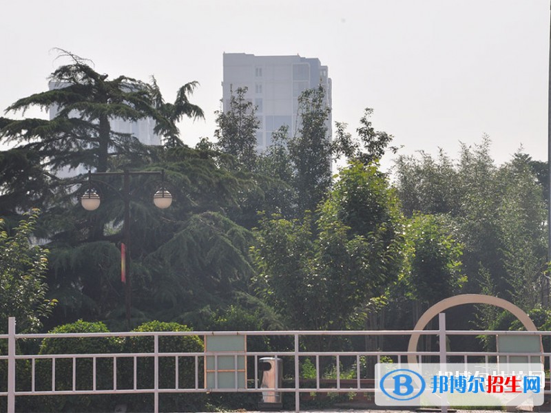 河北信息工程學(xué)校2020年報(bào)名條件、招生要求、招生對(duì)象
